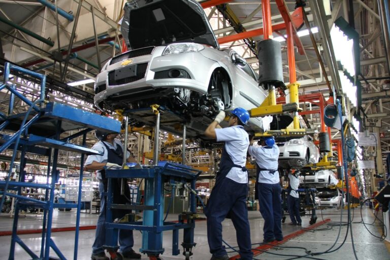 Nearshoring y electromovilidad impulsarán el crecimiento del mercado industrial en Monterrey en 2024
